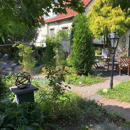 Walnut Bed & Breakfast 2* Noorbeek