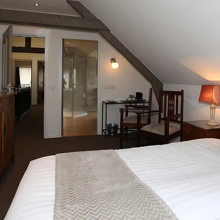 Walnut Bed & Breakfast Bed & Breakfast